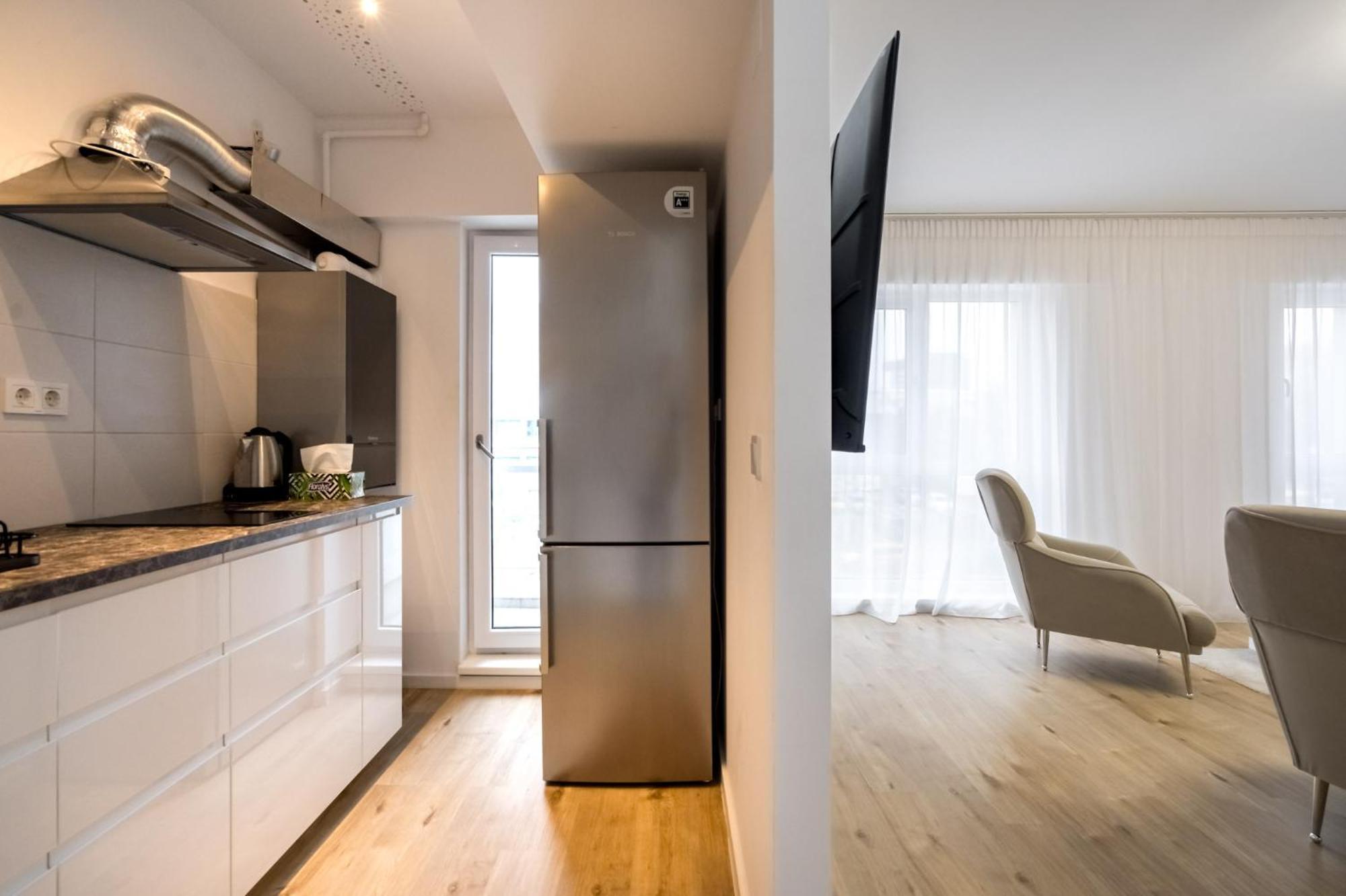 Apartamento Breeze - Modern Escape In Pipera Bucarest Exterior foto