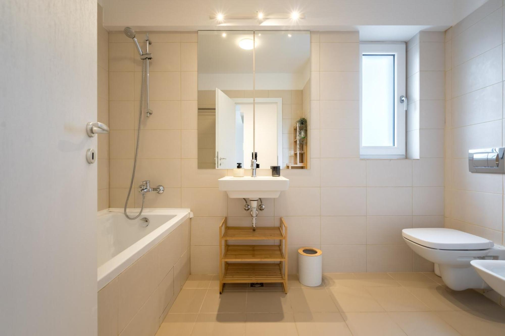 Apartamento Breeze - Modern Escape In Pipera Bucarest Exterior foto
