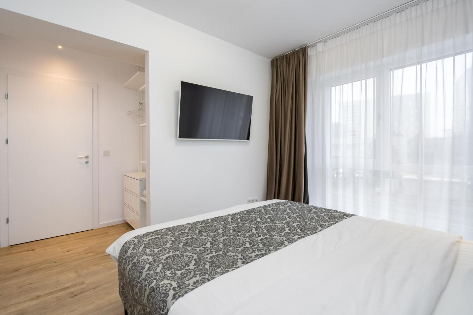 Apartamento Breeze - Modern Escape In Pipera Bucarest Exterior foto